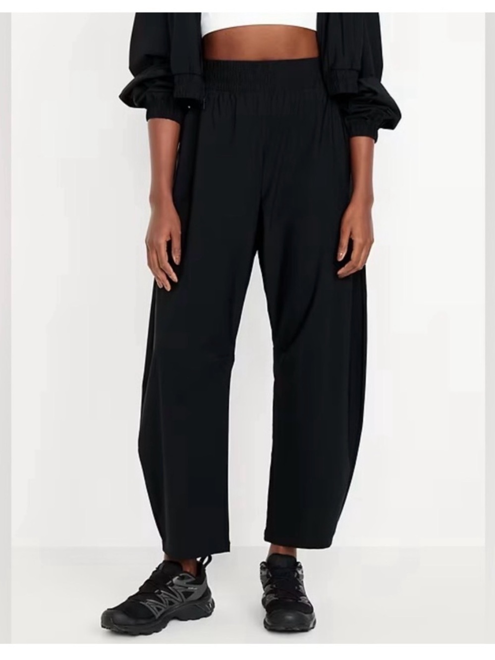 Old Navy Sleektech Barrel Pants